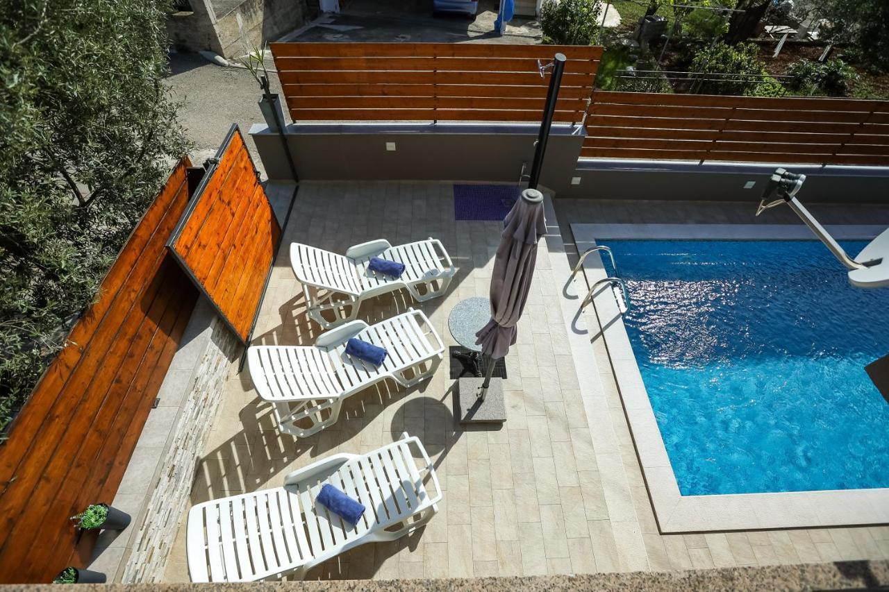 Pool Apartments Julia ซาดาร์ ภายนอก รูปภาพ